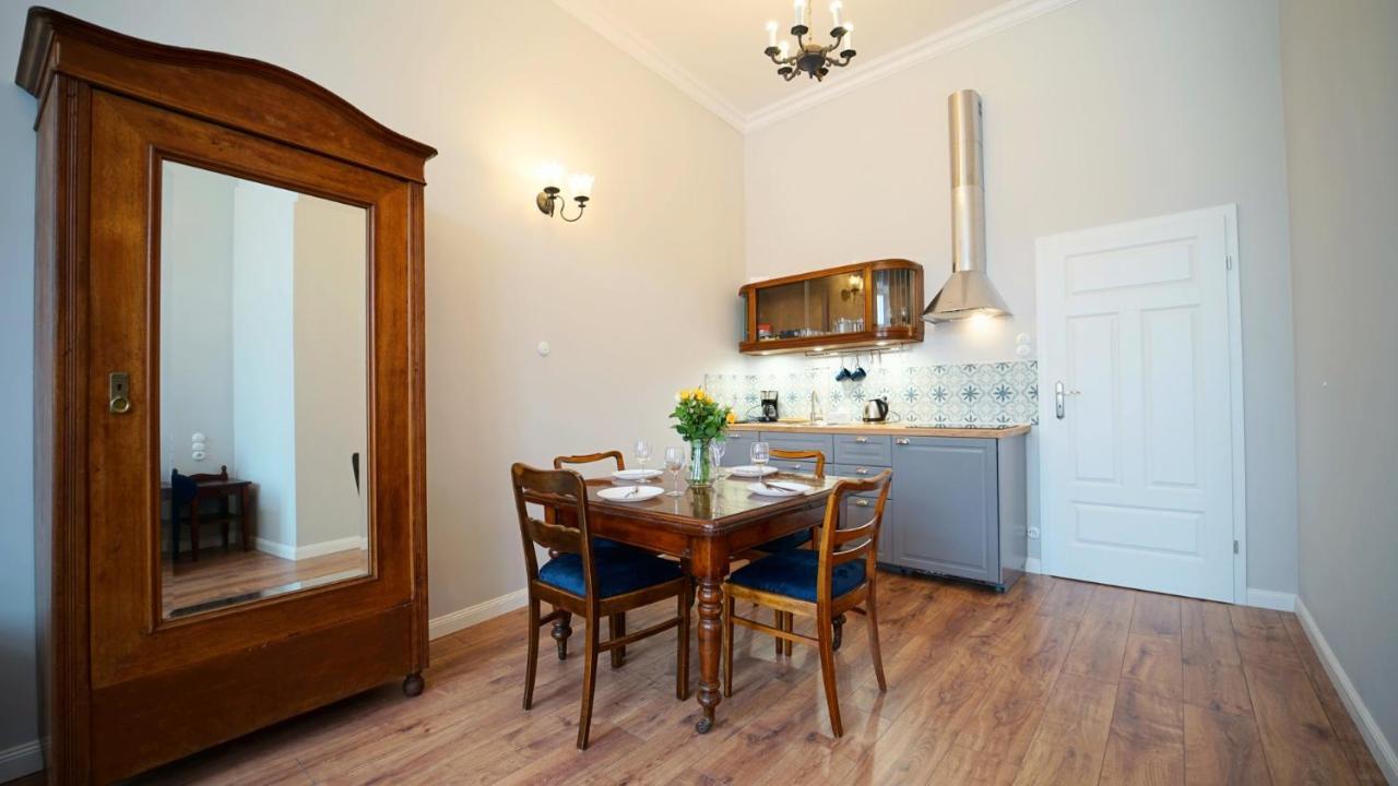 Apartamenty Everysky - Plac Ratuszowy 51 Jelenia Góra Exterior foto